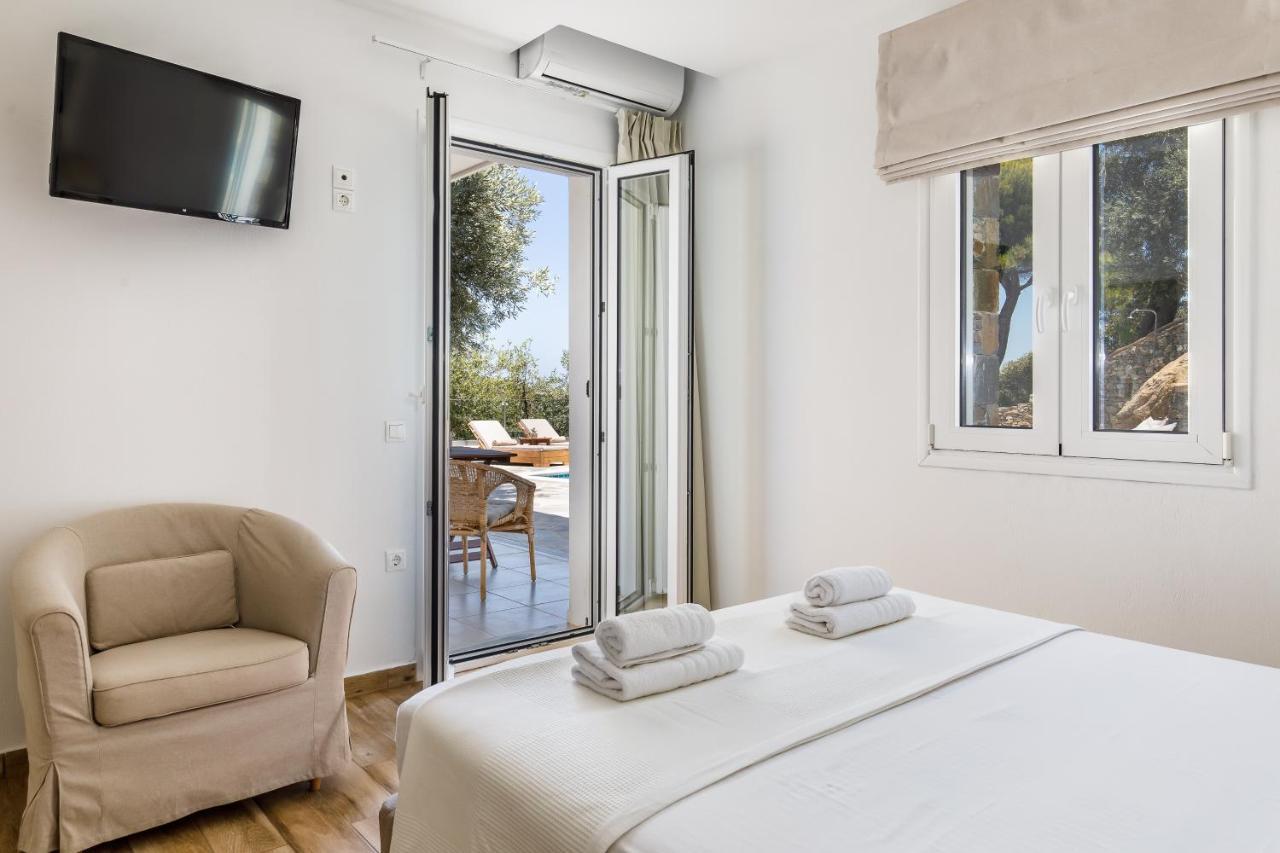 Villa Ifigeneia με πισίνα και υπέροχη θέα *