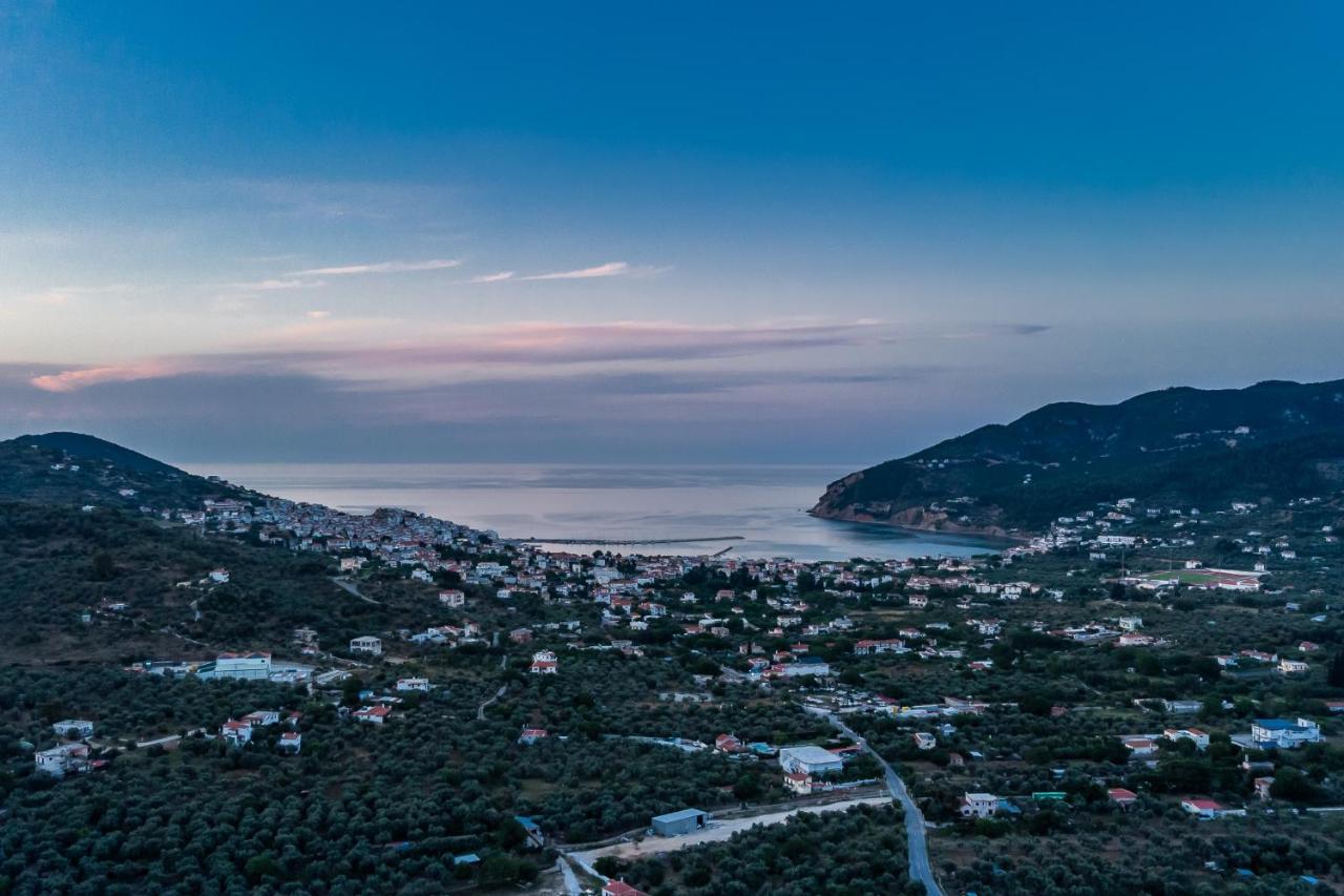Ifigeneia με πισίνα και υπέροχη θέα Villa