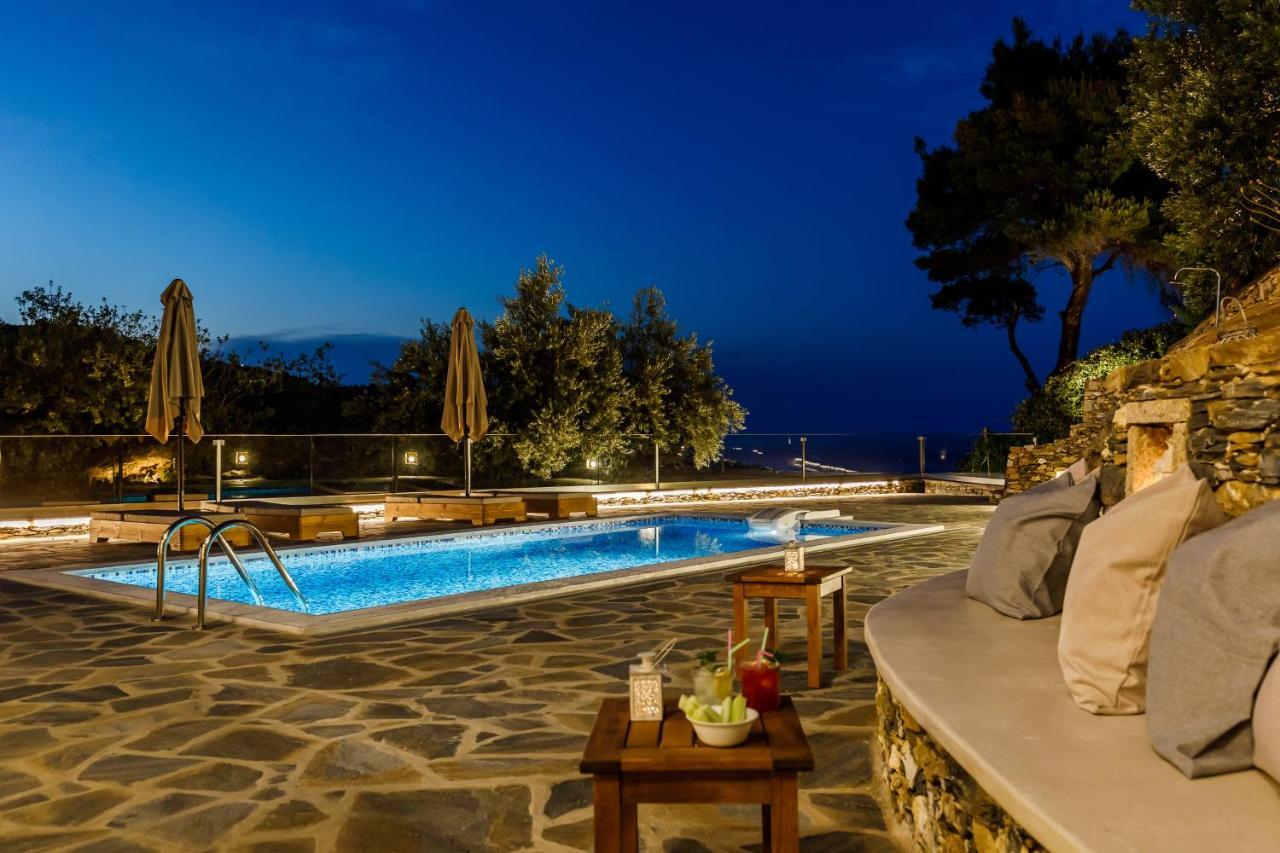 Ifigeneia με πισίνα και υπέροχη θέα Skopelos Town