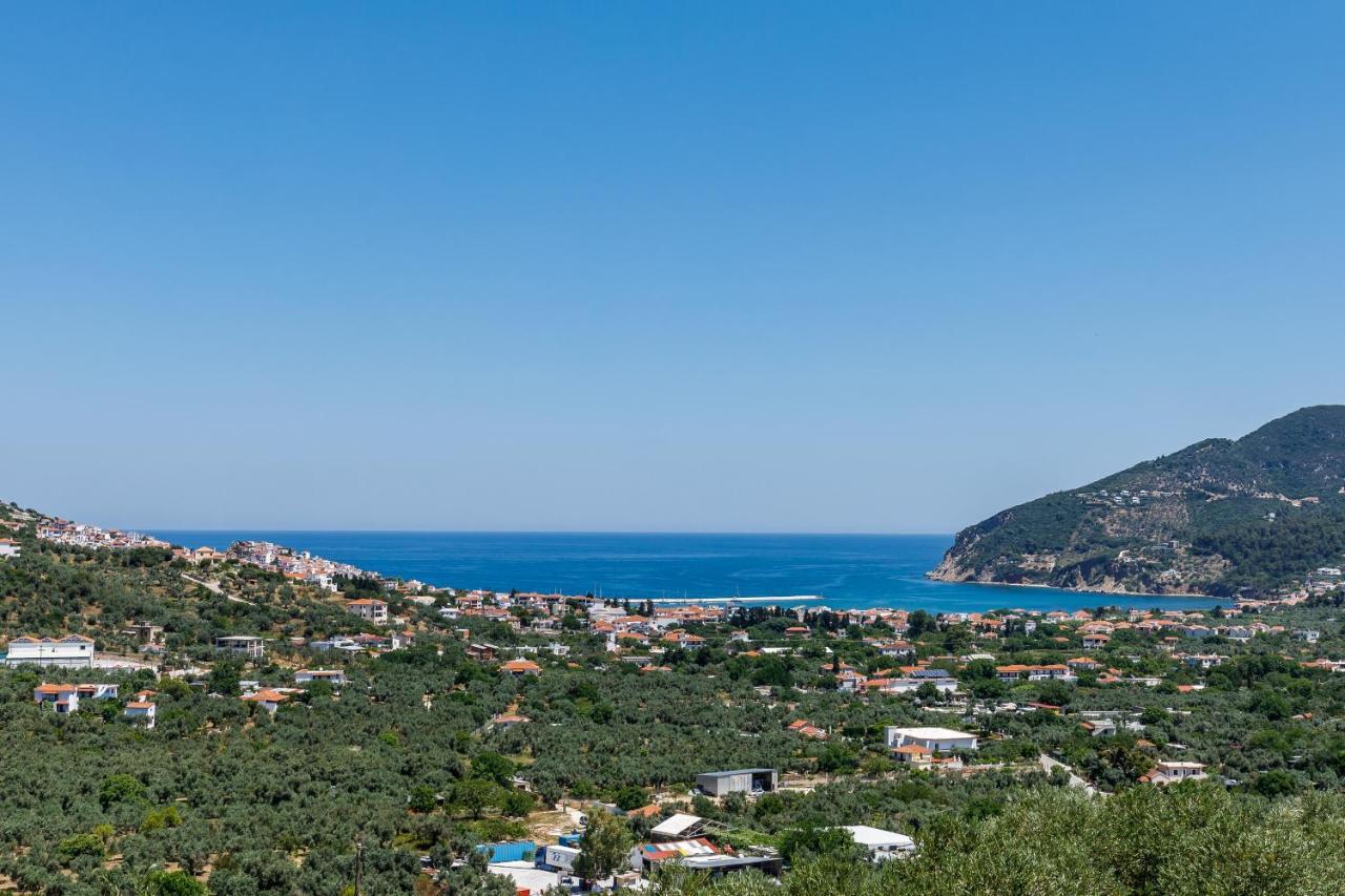 Villa Ifigeneia με πισίνα και υπέροχη θέα Skopelos Town